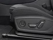 Audi Q3 e-hybrid S edition 272 PK · Tech pro · Trekhaak elek. wegklapbaar · Glazen panoramadak