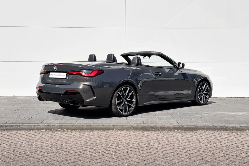 BMW 4 Serie Cabrio M440i xDrive High Executive