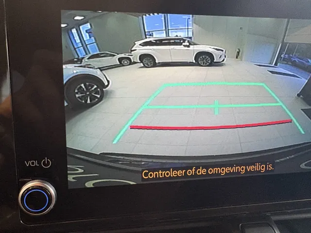 Toyota C-HR 1.8 Hybrid Dynamic | blindspot | Stuur en Stoelverwarming | PDC
