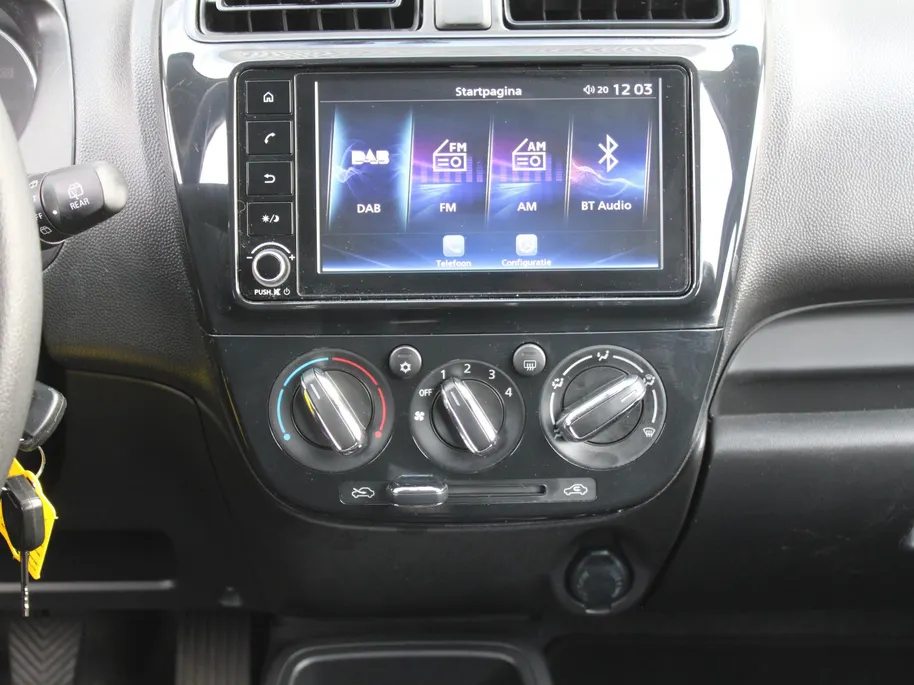 Mitsubishi Space Star 1.2 Connect+ | Airco | Apple Carplay | Android Auto | Licht-/regensensor | Weinig km |