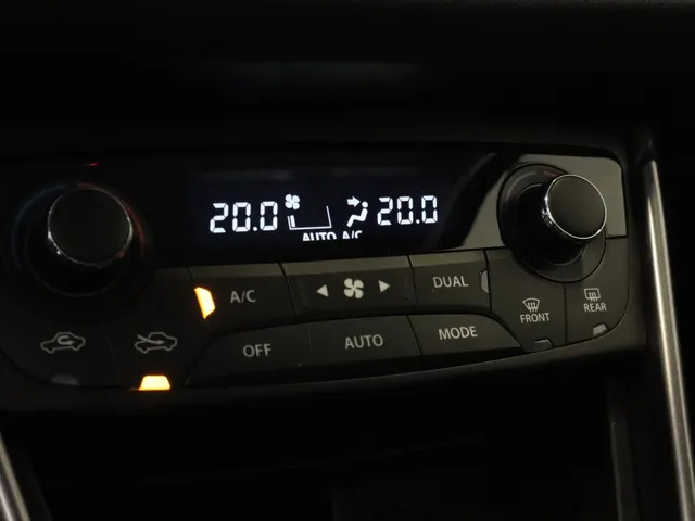 Suzuki S-Cross 1.4 Boosterjet Select Hybrid