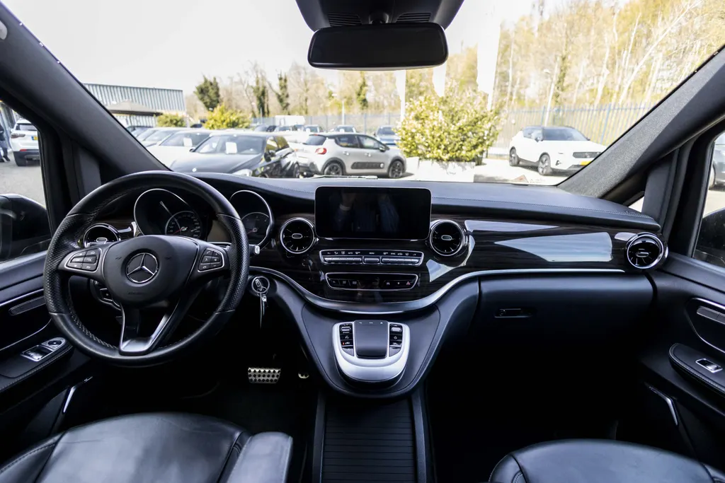 Mercedes-Benz V-Klasse 300d Lang DC Avantgarde Edition EX.BTW