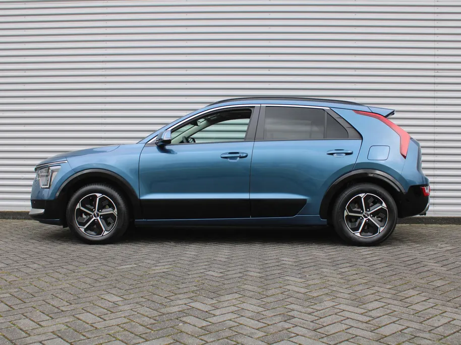 Kia Niro 1.6 GDi Hybrid DynamicPlusLine | Trekhaak | Stuur-/stoelverwarming | Schuifdak | Camera | Cruise adapt. | Clima | HUD | LED | 16" LM |