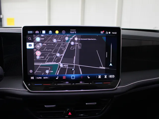 Volkswagen Passat Variant 1.5 eHybrid Business Trekhaak | Navigatie | Stoelverwarming | Head-Up Display |