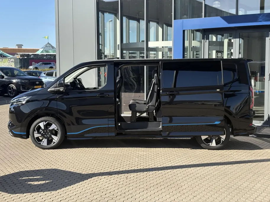 Ford Transit Custom 320 2.5 PHEV L2H1 Sport DC | TREKHAAK | DRIVER ASSISTANCE PACK | 19 INCH | 233 PK