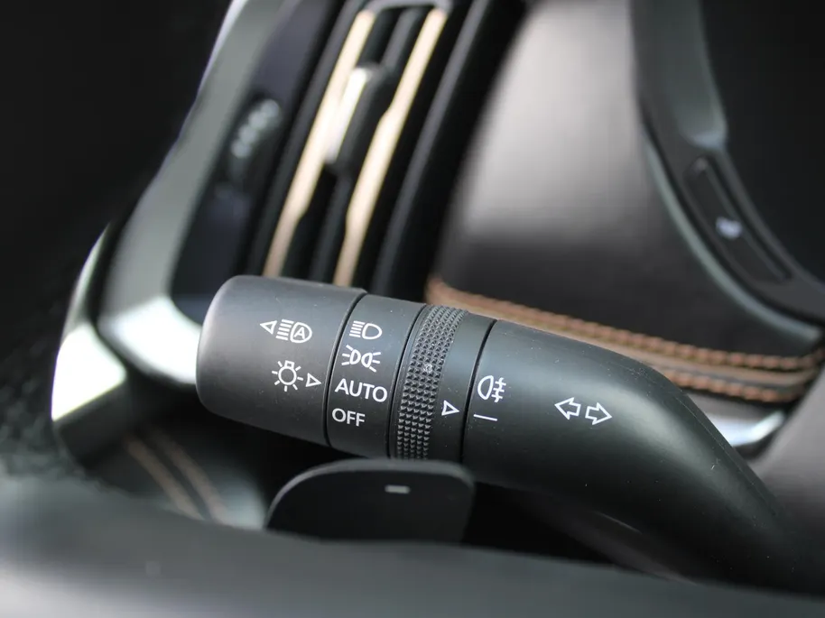 Mazda CX-60 2.5 e-SkyActiv PHEV Homura Plus | Stuur-/stoelverwarming+ventilatie | Schuifdak | Leer | HUD | Elek. stuur-/stoelverstelling | Camera rondom | 20' LM |