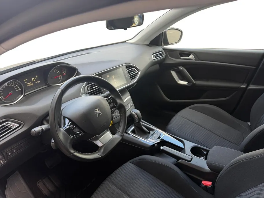 Peugeot 308 SW 1.2 PureTech Allure AUTOMAAT! | Cruise/Climate Control | Achteruitrijcamera | 12 MAANDEN GARANTIE!