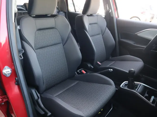 Suzuki Swift 1.2 Style Smart Hybrid