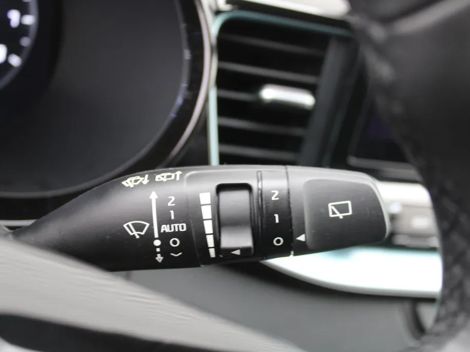 Kia Ceed Sportswagon 1.0 T-GDi MHEV Design Edition | Stuur-/stoelverwarming | Cruise adapt. | Camera | 16' LM | Dodehoekdetectie | JBL audio | LED |