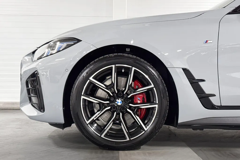 BMW i4 eDrive40