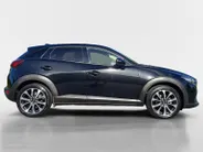 Mazda CX-3 2.0 SkyActiv-G 120 Sport Selected | Afn. Trekhaak | Climate control | Parkeersensoren | DAB+ | Stoelverwarming | Cruisecontrol | Navigatie |