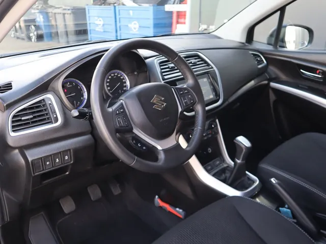 Suzuki S-Cross 1.0 BoosterJet Select Carplay | Slechts 27.127 km! VERKOCHT
