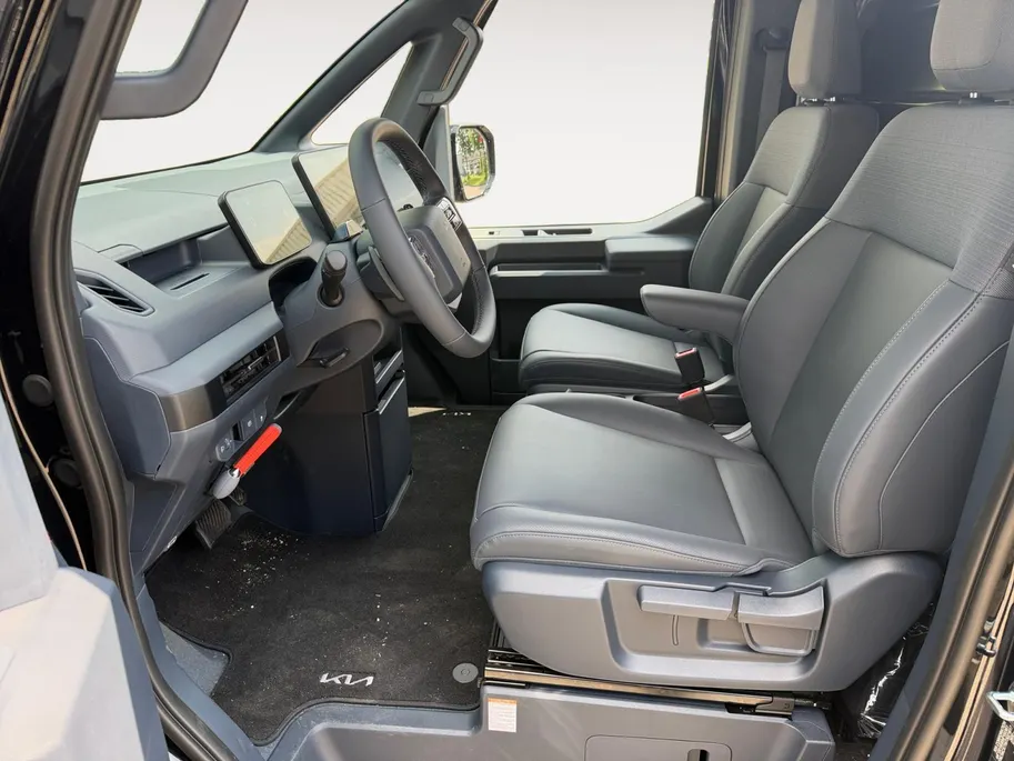 Kia PV5 L2H1 Elite Executive 71.2 kWh Meest Luxe uitvoering | Gebouwd voor elke klus | 419mm lage instap, 4,420L inhoud | 416km range (WLTP). 30 min van 10 - 80% geladen
