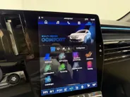 Renault Austral 200PK E-Tech Full Hybrid Esprit Alpine Automaat | 360 Camera | Elektrische Voorstoelen | Climate Control | Stoelverwarming | Digital Cockpit | Apple CarPlay/Android Auto | Lichtmetalen Velgen | Full LED |