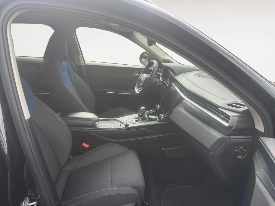 Lynk & Co 01 1.5 | Automaat | Panorama Dak | 360* Camera | Stoelverwarming | Apple Carplay/Android Auto | DAB | Climate Control | Cruise Control | Navigatie