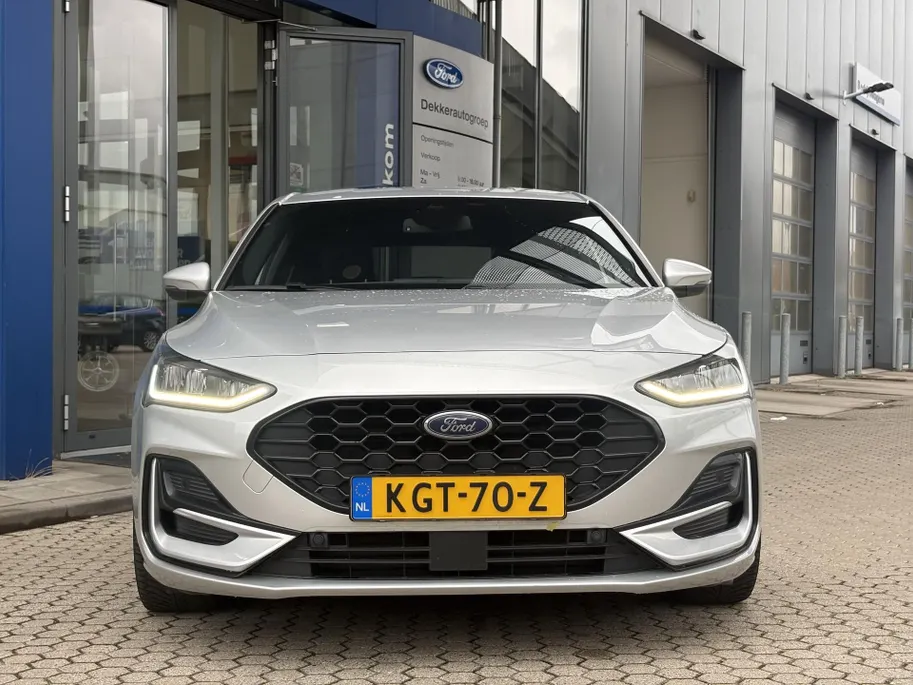 Ford Focus 1.0 EcoBoost Hybrid ST Line Hatchback | Winter Pack | Groot Scherm | Android Auto Apple Carplay