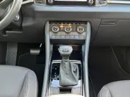 Škoda Karoq 1.5 TSI ACT Business Edition |Upgrade Business|Trekhaak| Stuur/Stoelverwarming| Comfort-pakket|12 maanden Bovag garantie|