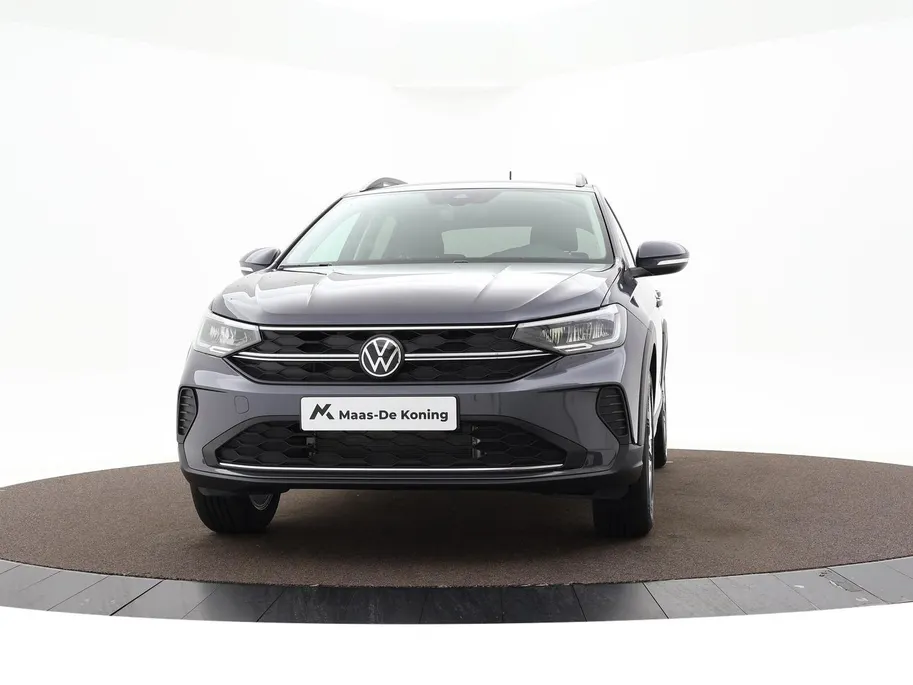 Volkswagen Taigo Life Edition 1.0 TSI 95 pk 5 versn. Hand · Camera · Apple/Android Car Play · P-Sensoren · Airco · 17'' Inch · Garantie t/m 23-10-2029 of 100.000km