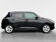 Suzuki Swift 1.2 Select Smart Hybrid | Apple Carplay/Android Auto | Achteruitrij Camera | Adaptive Cruise Control | All-Season | BLISS | LED | LMV 16' | Stoelverwarming |