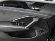 Volkswagen Tiguan R-Line Edition 1.5 eHybrid 204 PK 6 versn. DSG · Black Style Pakket · Panoramaschuif-kanteldak · Comfort Pakket Plus · Interieur Style Pakket · Prijs is inclusief inruilpremie ·