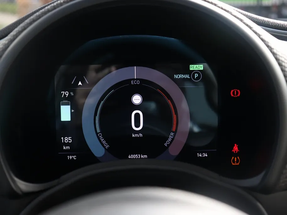 Fiat 500e 3+1 La Prima 42 kWh | Pano | Winter | JBL | 17'