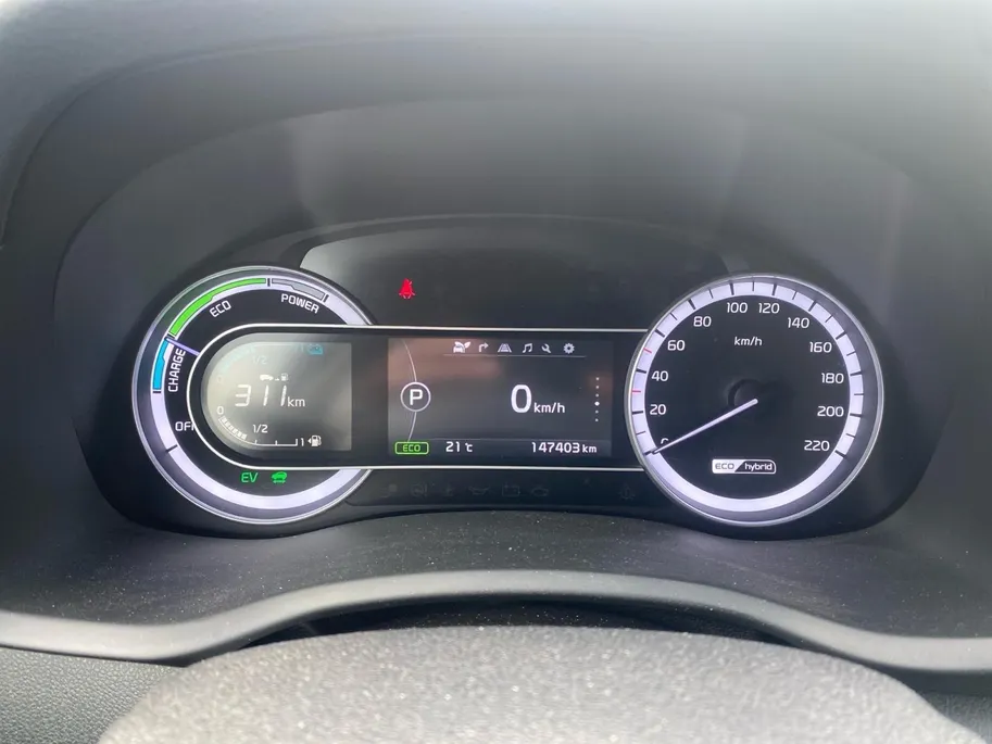 Kia Niro 1.6 GDi Hybrid ExecutiveLine | Dodehoekdetectie | Lederen bekleding | Stoelverwarming en ventilatie | 18 inch  LM-velgen | Elektr. stoel | Parkeercamera |