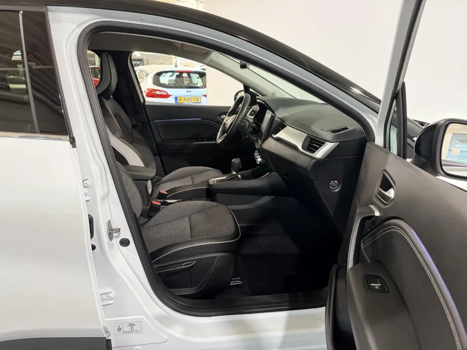 Renault Captur 145PK E-Tech Full Hybrid Techno Automaat | 1e eigenaar | Navi | Camera | Parkeersensoren | Climate Control | Apple CarPlay/Android Auto | Cruise Control | Lichtmetalen Velgen | Licht & Regen Sensor |