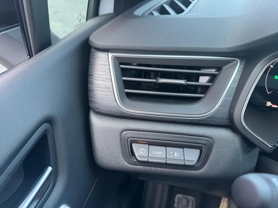Mitsubishi ASX 1.8 HEV AT Instyle | €3.000,- Korting| Compleet uitgerust | Schuif-kantel dak | Stoel-/stuur-verwarming | Navigatie |