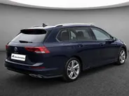 Volkswagen Golf Variant 1.5eTSI/130PK R-Line · Navigatie · Apple/Android Car Play · Camera + Parkeersensoren · Stoelverwarming ·  Garantie t/m 12-01-2028 of 100.000km