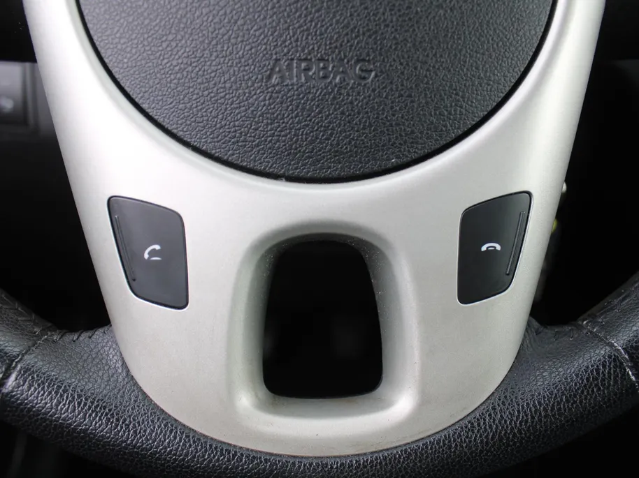 Kia Venga 1.4 CVVT X-ecutive | Trekhaak | 16' LM | Clima | Cruise | Navi | Parkeersensor achter |