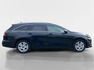 Kia Ceed Sportswagon 1.5T DynamicPlusLine | Automaat | Stoel + stuur verwarming | Navigatie | Climate control | Elektrische achterklep