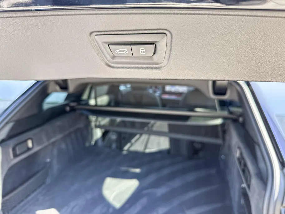 BMW i5 Touring eDrive40
