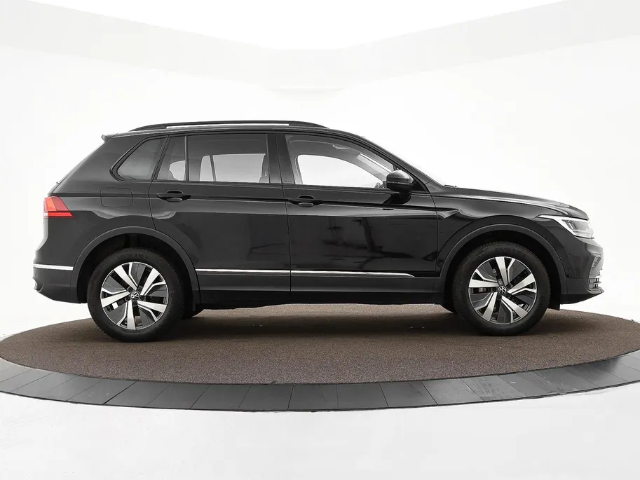Volkswagen Tiguan 1.4 TSI eHybrid 245pk DSG Life Business · Camera · Inklap. Trekhaak · Stuur- & Stoelverwarming · Parkeerassistent · Apple/Android Car Play ·