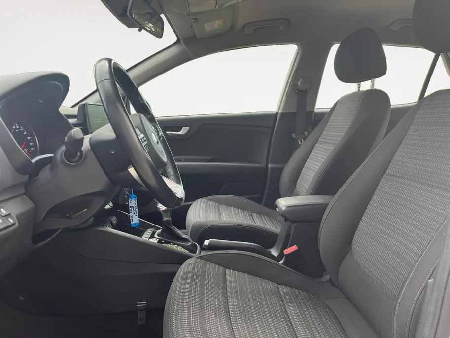 Kia Stonic 1.0 T-GDi MHEV DynamicLine | Automaat | Apple CarPlay & Android Auto | Trekhaak | Parkeercamera