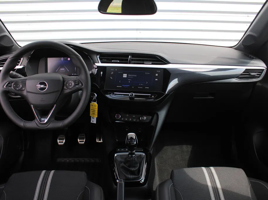 Opel Corsa 1.2 Turbo GS | Camera | Cruise | Parkeersensoren v+a | Dodehoeksensor | Apple Carplay/Android Auto | LED | 16' LM | Airco |