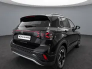 Volkswagen T-Cross 1.5 TSI 150pk DSG R-Line Edition · Camera · Apple/Android Car Play · Trekhaak · P-Sensoren · Navigatie · Stoelverwarming · 17'' Inch ·