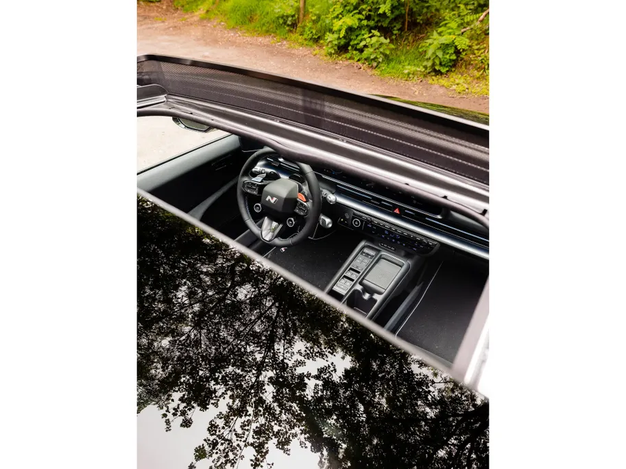 Hyundai IONIQ 6 N 84 kWh Vision | 650pk! | Schuif/kanteldak | Sportstoelen | Navi