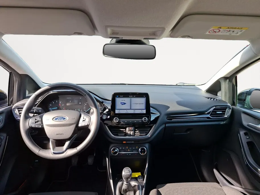 Ford Fiesta 1.0 EcoBoost Hybrid Titanium | Stoel- stuur en voorruitverwarming | Apple Carplay & Android auto | Cruise control