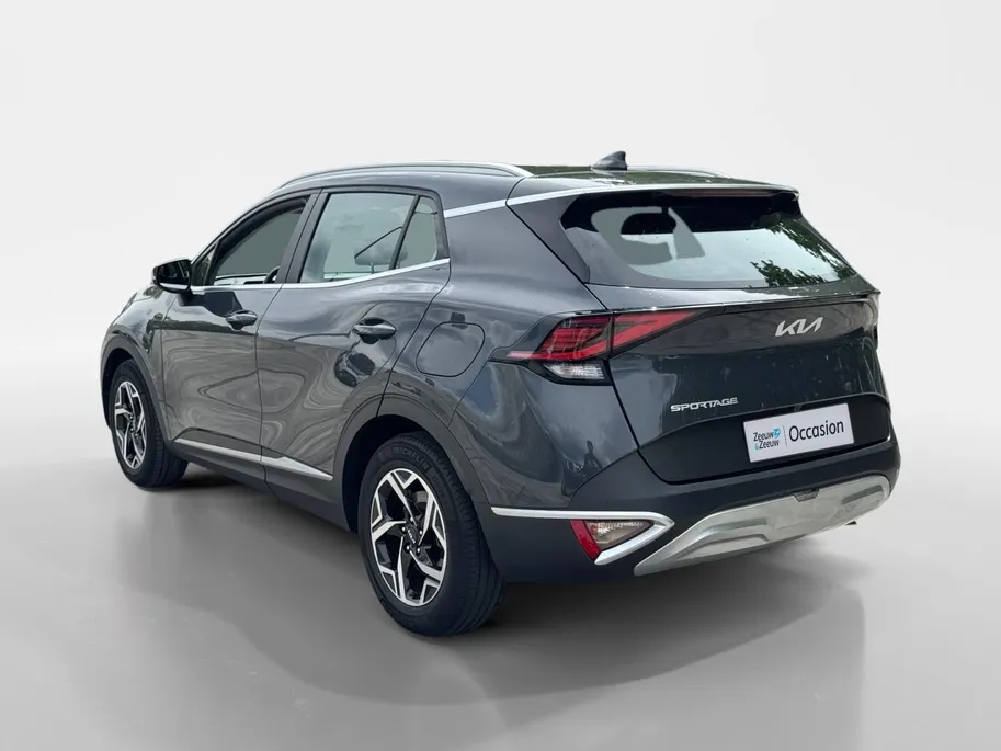 Kia Sportage 1.6 T-GDi MHEV DynamicLine | Navi | Camera | Cruise Control | Stoel-/Stuurverwarming | LM Velgen | Apple Carplay | Android Auto
