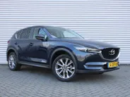 Mazda CX-5 2.0 SkyActiv-G 165 Comfort | Trekhaak | Stoel-/stuurverwarming | Dodehoek detectie | Carplay | Clima | 19' LM | Parkeersensor v+a | LED |