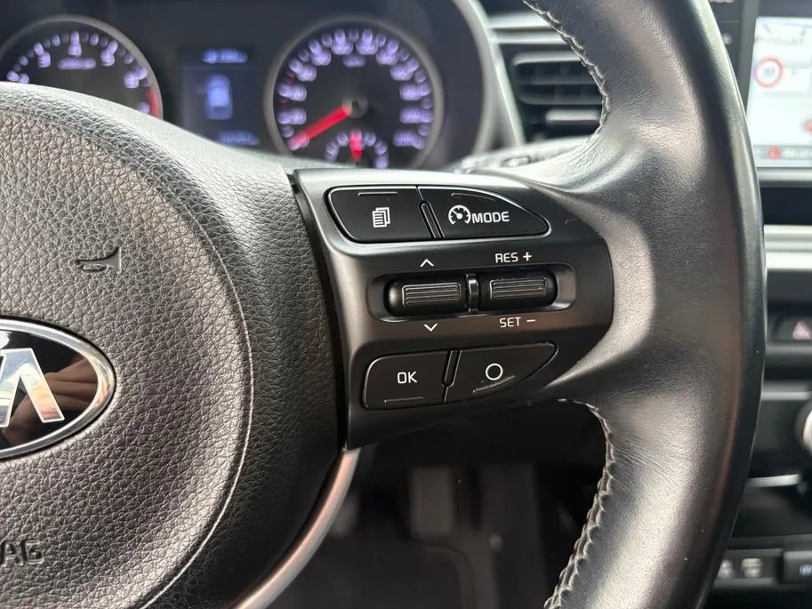 Kia Rio 1.0 TGDI DynamicLine | Navigatie | Airco | Apple Carplay / Android Auto | Achterruitrij Camera | Lichtmetalen Velgen |