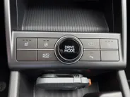 Hyundai Kona 1.6 GDI HEV Comfort Smart | Navigatie| Stoel/Stuurverwarming| Elektrische achterklep| Achteruitrijcamera| Parkeersensoren v+a |