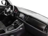 Škoda Kodiaq 1.5 TSI 150pk DSG Sportline Business 7p. · Camera · Inklap. Trekhaak · Keyless · Elek. Bestuurdersstoel + Geheugen · Matrix LED · Garantie t/m 27-05-2028 of 100.000km