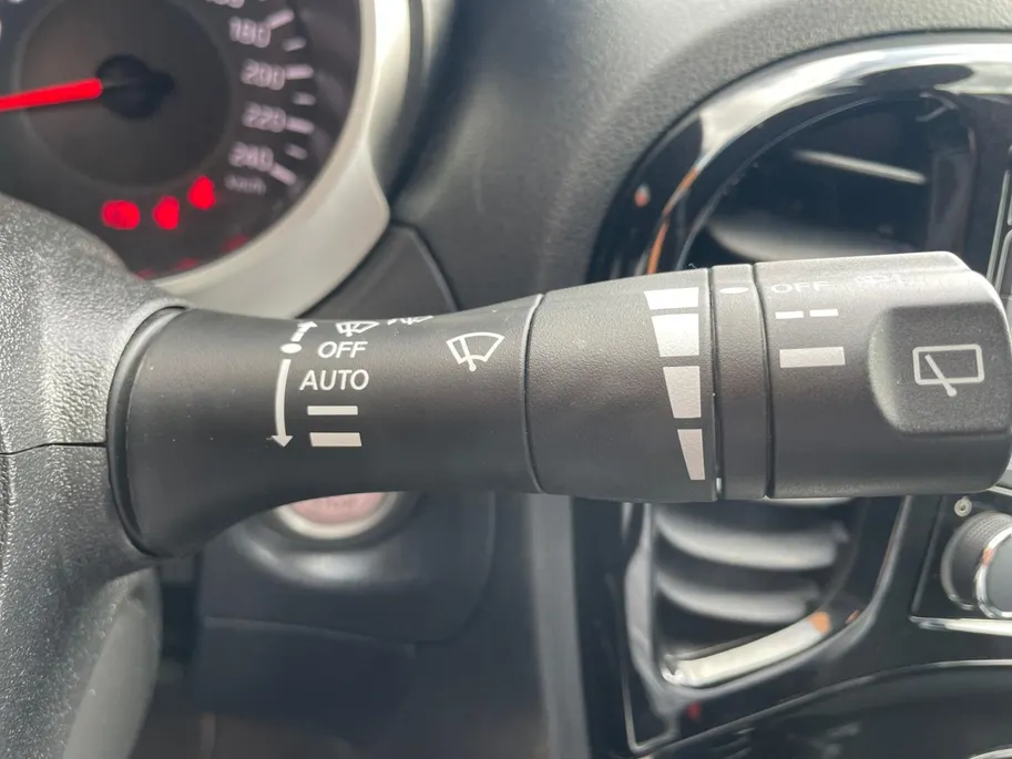 Nissan Juke 1.2 DIG-T S/S N-Connecta | Navigatie| Cruise Control| Metalliclak| Spoiler| Zwarte velgen| Climate control| UNIEK!