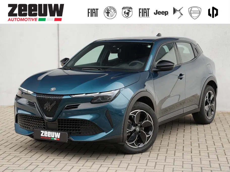 Alfa Romeo Junior Elettrica 54 kWh | Carplay | Clima | Cruise | LED | 18'