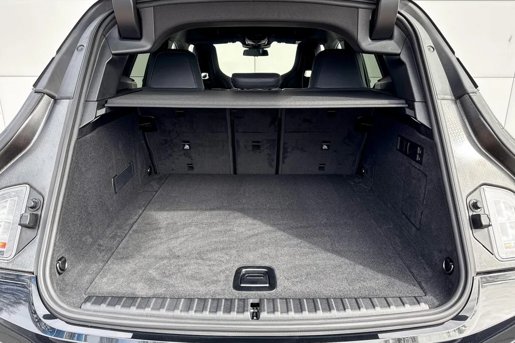BMW iX xDrive60 112 kWh