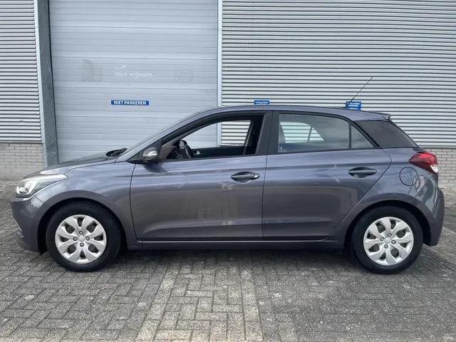 Hyundai i20 1.2 HP i-Motion Comfort Climate Cotrol | Trekhaak| Rijklaarprijs