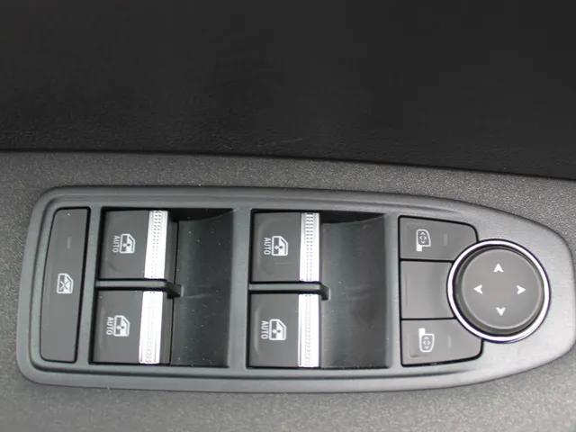 Renault Captur 1.8 E-Tech full hybrid 160 evolution | Google Navigatie | Climate Control | Apple CarPlay & Android Auto | DEMONSTRATIE AUTO, VRAAG NAAR BESCHIKBAARHEID |