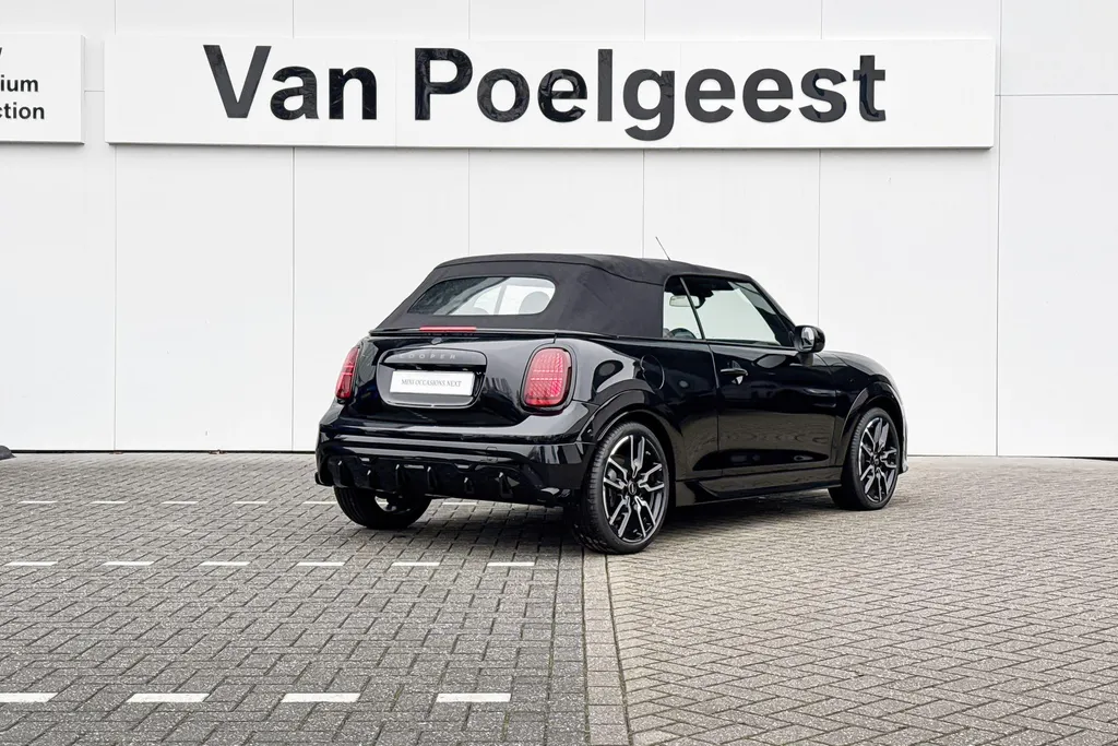 MINI Cooper Cabrio 2.0 Cooper C John Cooper Works Pakket XL