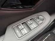 Mitsubishi Eclipse Cross Instyle 87 kWh Demonstratieauto| Lederen bekleding | 360 camera | Stoel-/ stuurverwarming | Carplay / Android Auto | Panoramadak |